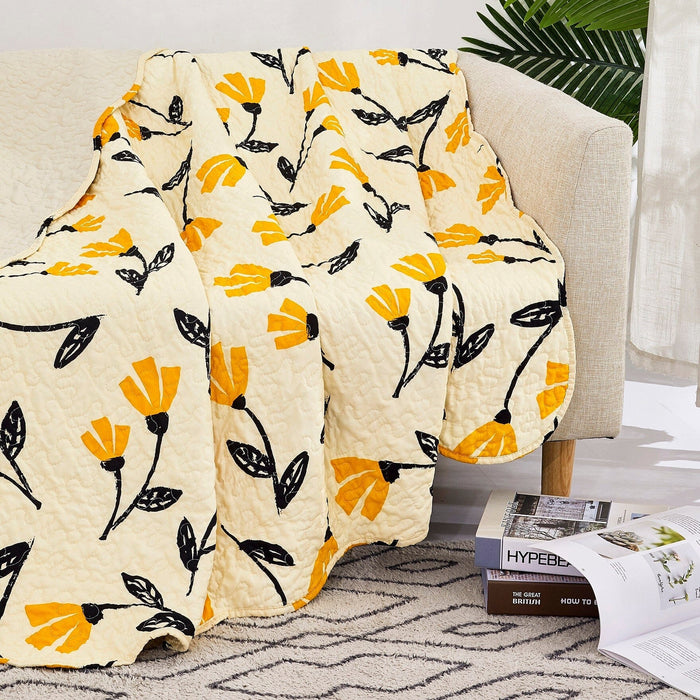 DaDa Bedding Botanical Floral Throw Blanket - Quilted Yellow Fleur Golden Orange Spring Time Tulips - Scalloped Edges Bright Vibrant Ivory Cream - 50 x 60