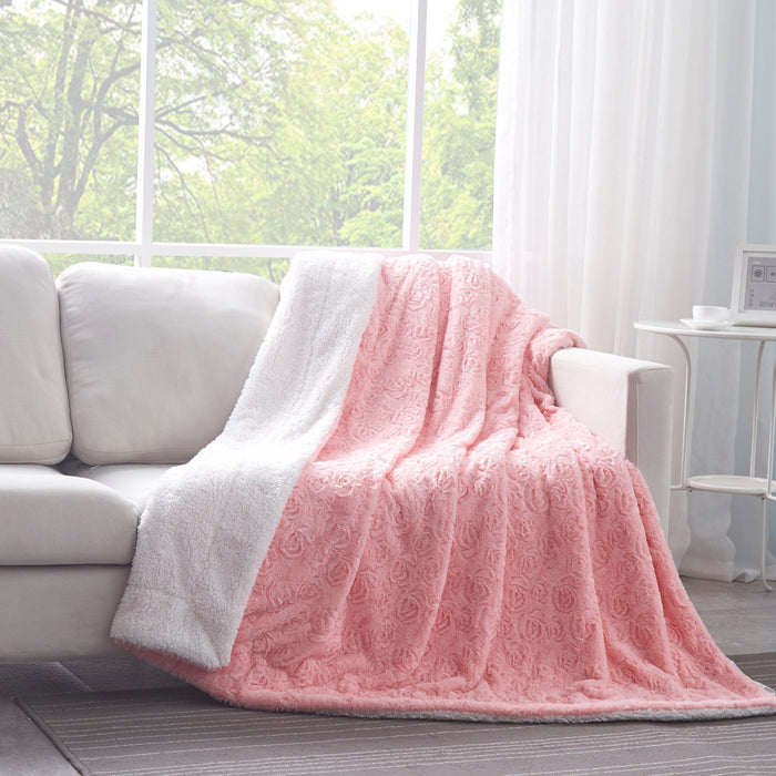 DaDa Bedding Luxury Blossom Pink Rose Buds Pink Sherpa Backside Faux Fur Throw Blanket (BL-171752)