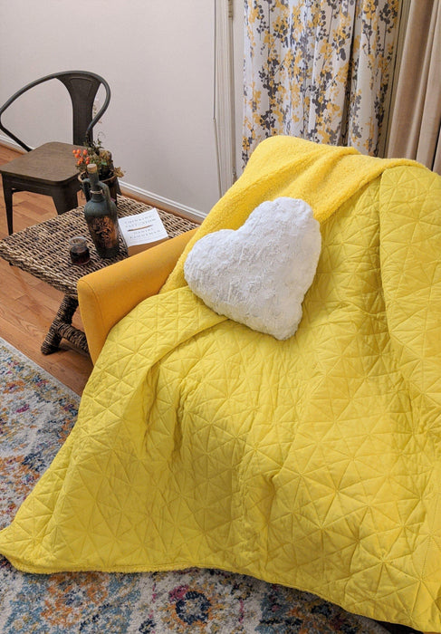 DaDa Bedding Happy Sunny Yellow Bright Quilted Ultra Sonic Reversible Throw Blanket Bedspread (BJ0107) - DaDa Bedding Collection