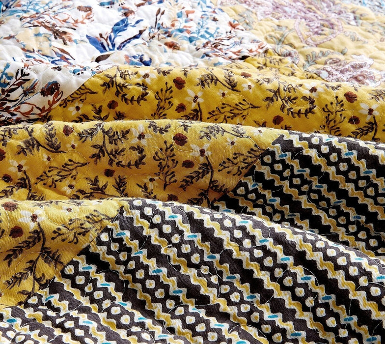 DaDa Bedding Honey Cove Garden Floral Paisley Cottage Patchwork Bedspread Set (JHW-957) - DaDa Bedding Collection