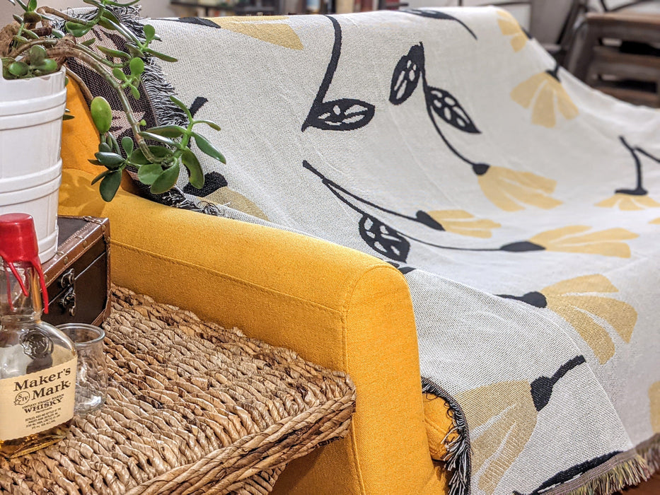 DaDa Bedding Yellow Fleur Botanical Sunshine Golden Floral Woven Tapestry Throw Blanket - 50” x 60” (18112)