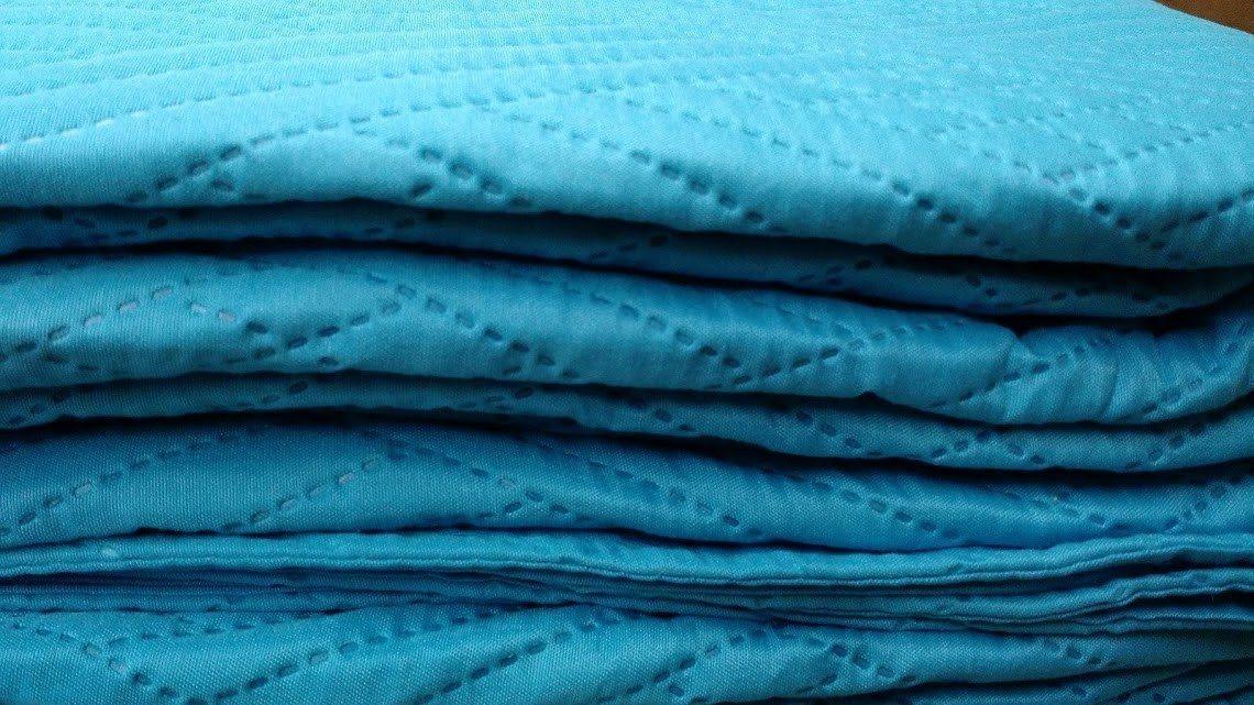 DaDa Bedding Gentle Wave Turquoise Teal Blue Lagoon Lightweight Quilted Bedspread Set (LH3000) - DaDa Bedding Collection