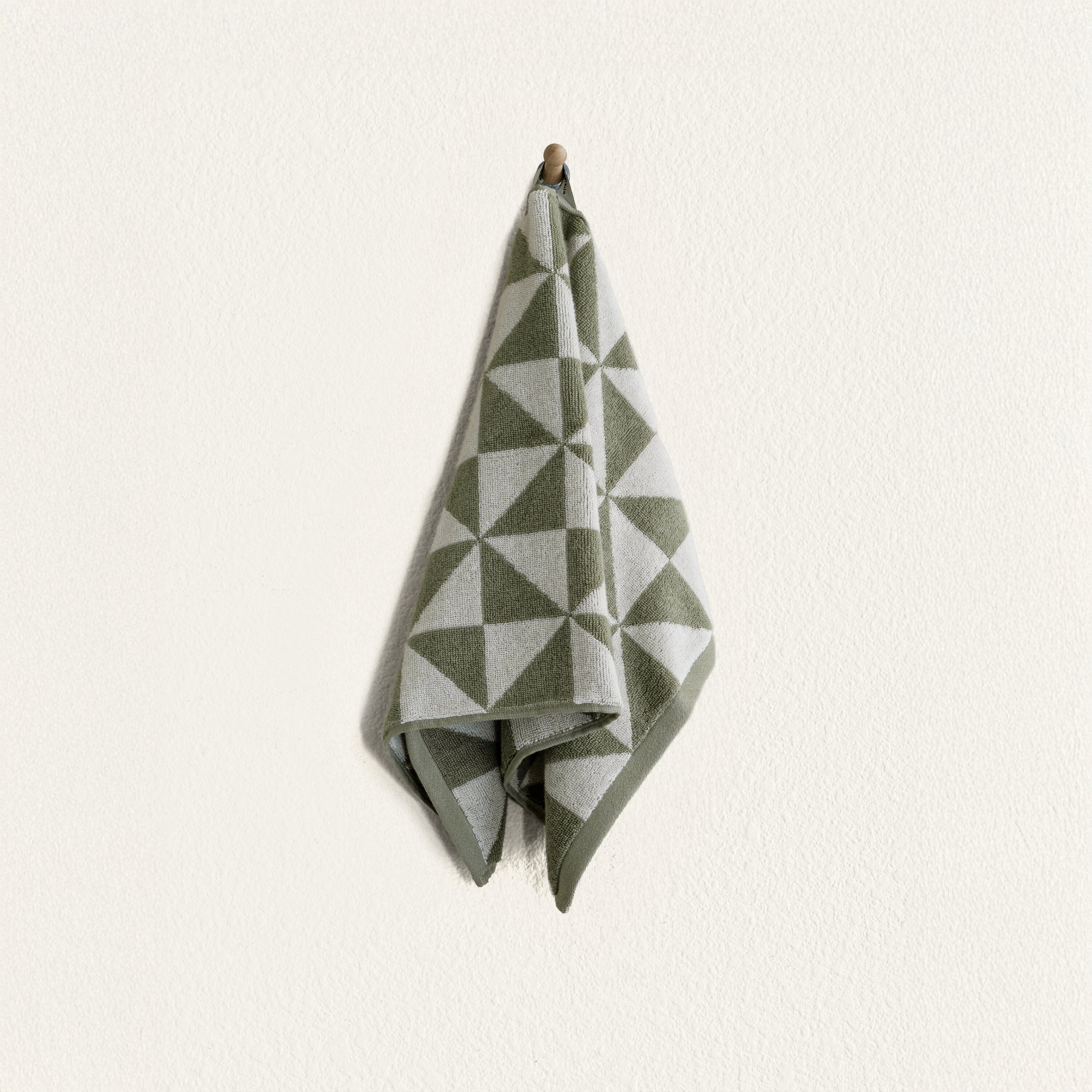 Umbra Towels (Shipping fees may apply)