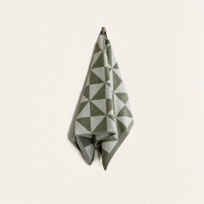 Umbra Towels (Shipping fees may apply)