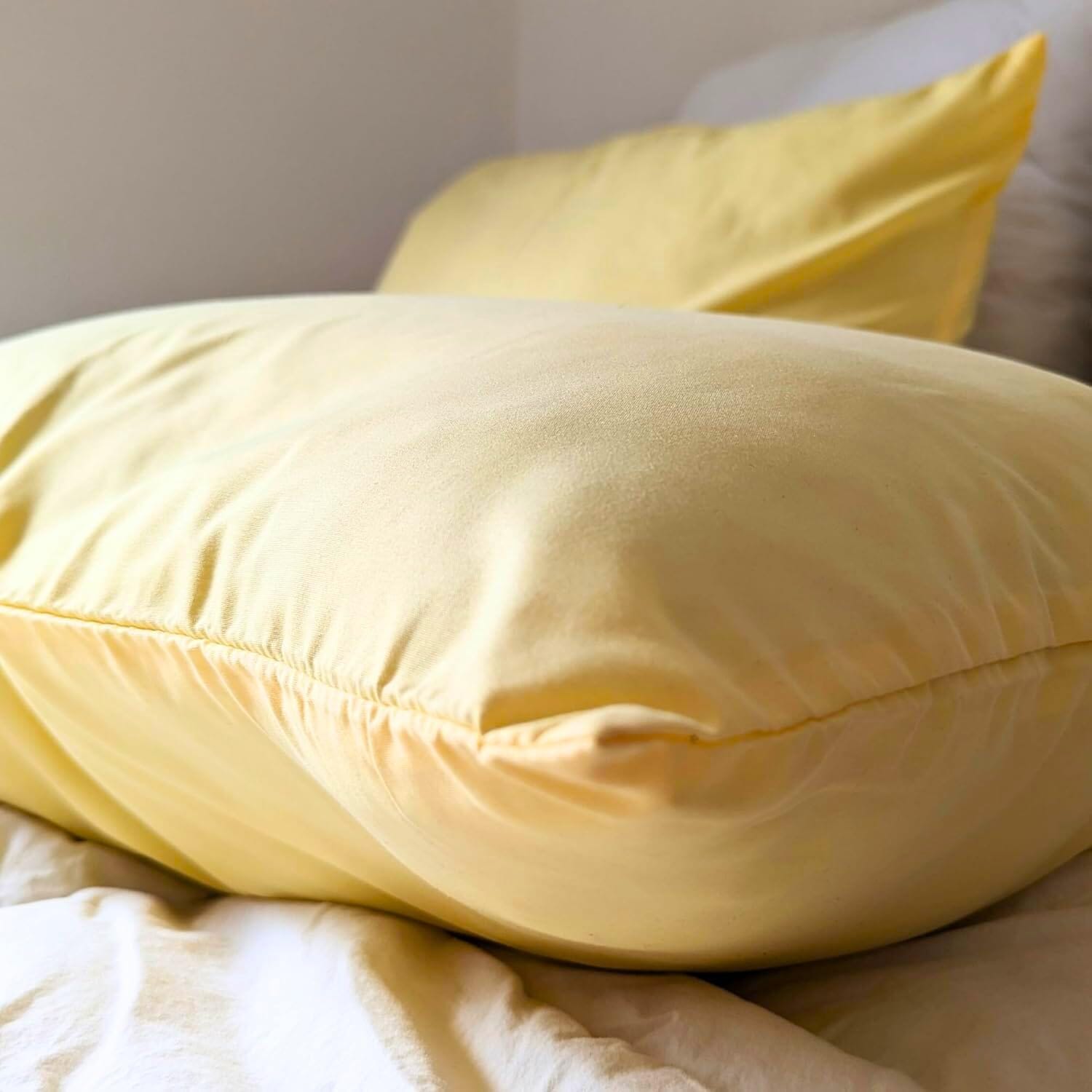 DaDa Bedding Ultra-Soft Microfiber Pillowcases - 2 Pack - Soft, Breathable, Luxury, Light Yellow