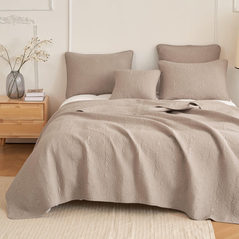 DaDa Bedding Neutral Taupe Beige Sandy Elegant Matelasse Cotton Quilted Bedspread Set (JHW-585) - DaDa Bedding Collection