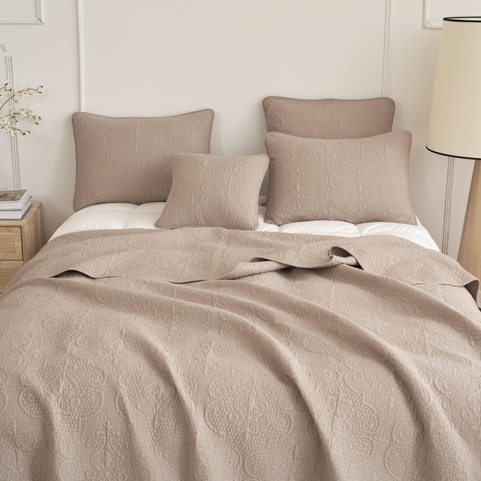 DaDa Bedding Neutral Taupe Beige Sandy Elegant Matelasse Cotton Quilted Bedspread Set (JHW-585) - DaDa Bedding Collection