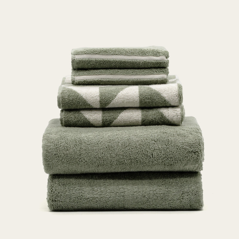Umbra Towels (Shipping fees may apply)