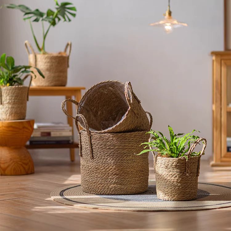 French Country Woven Planter Basket (Shipping fees may apply)