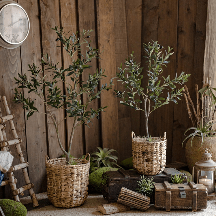 Natural Straw Round Basket with Handles (Shipping fees may apply)