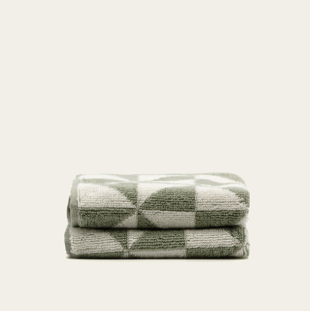 Umbra Towels (Shipping fees may apply)