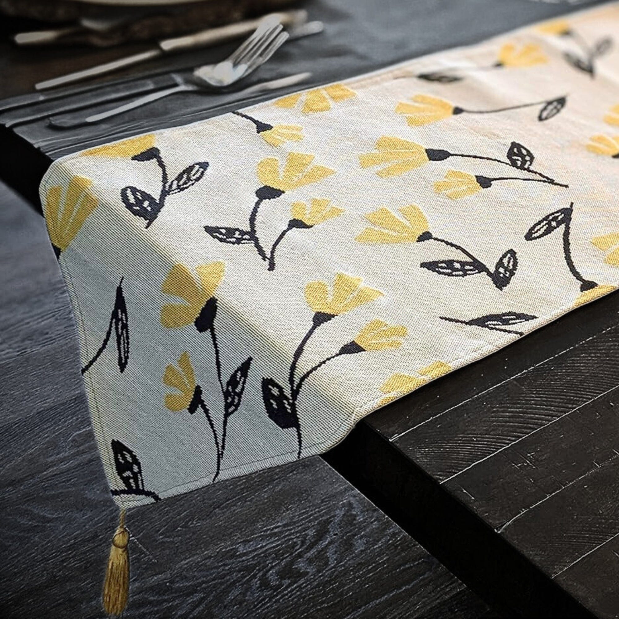 DaDa Bedding Yellow Fleur Floral Garden Woven Tapestry Dining Table Runner (18112) - DaDa Bedding Collection