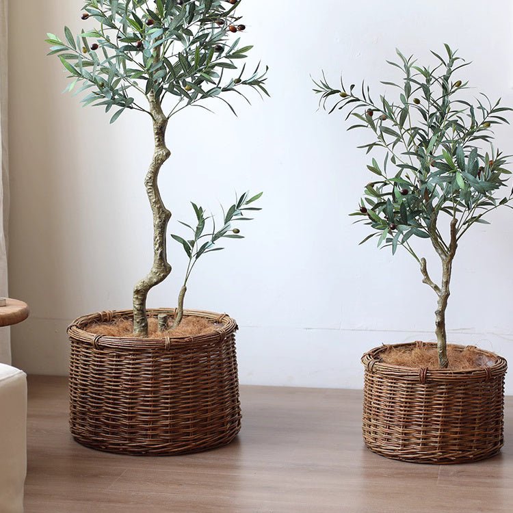 Rustic Round Wicker Planter with Liner (Shipping fees may apply)