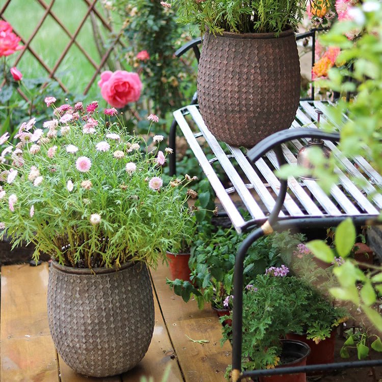 StoneNest Textured Planter (Shipping fees may apply)