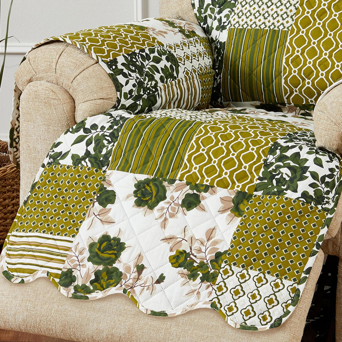Great Bay Home Langdon Reversible Furniture Protector (Shipping charges may apply)