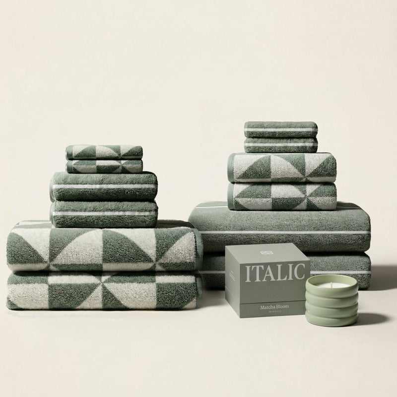 Umbra Towels (Shipping fees may apply)