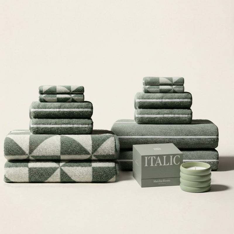 Umbra Towels (Shipping fees may apply)