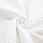 DaDa Bedding Romantic Roses Floral Throw Blanket - Lovely Spring Pink & White Scalloped Colorful Lightweight Breathable - Bright Vibrant Quilted Throw Blanket - 50 x 60 - DaDa Bedding Collection