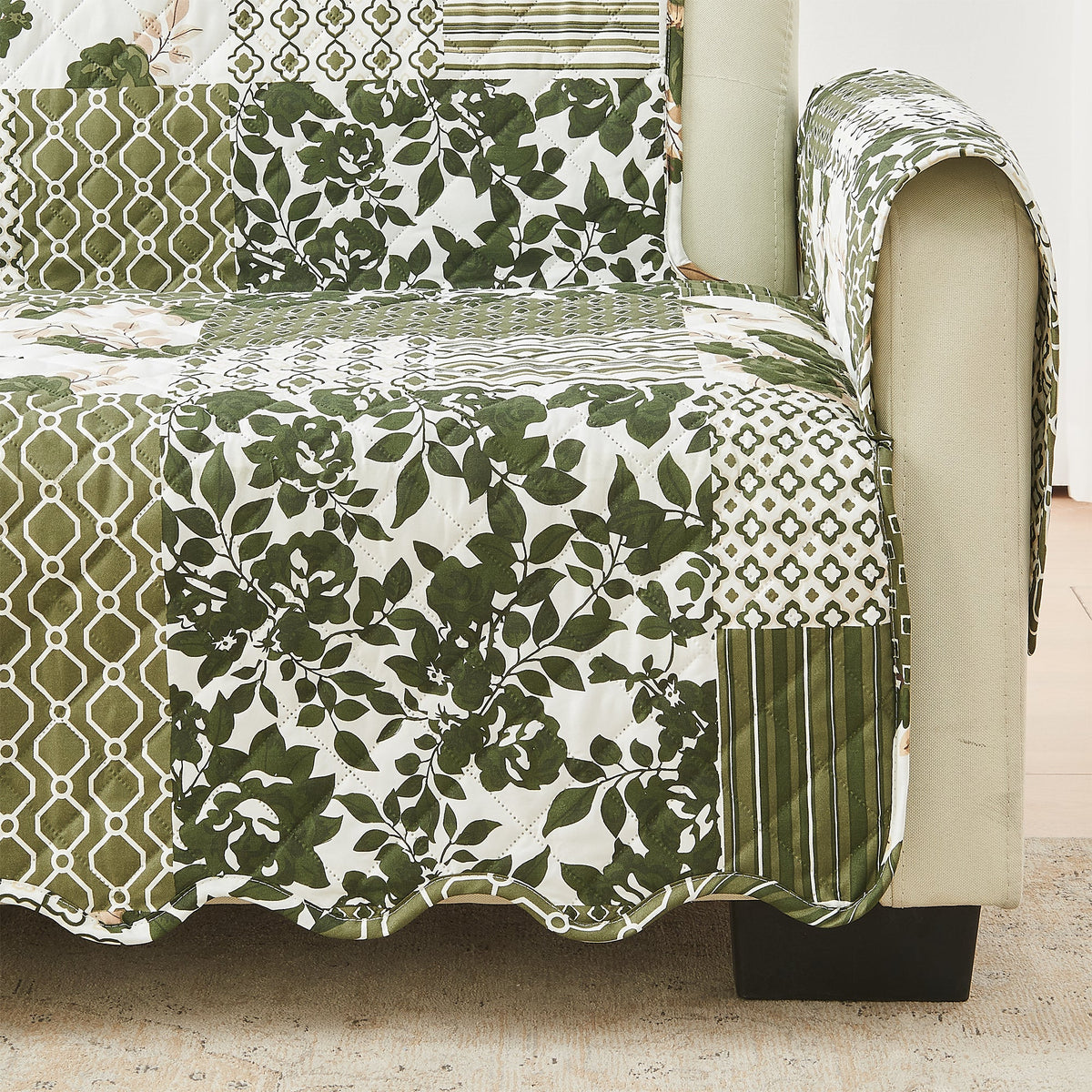 Great Bay Home Langdon Reversible Furniture Protector (Shipping charges may apply)