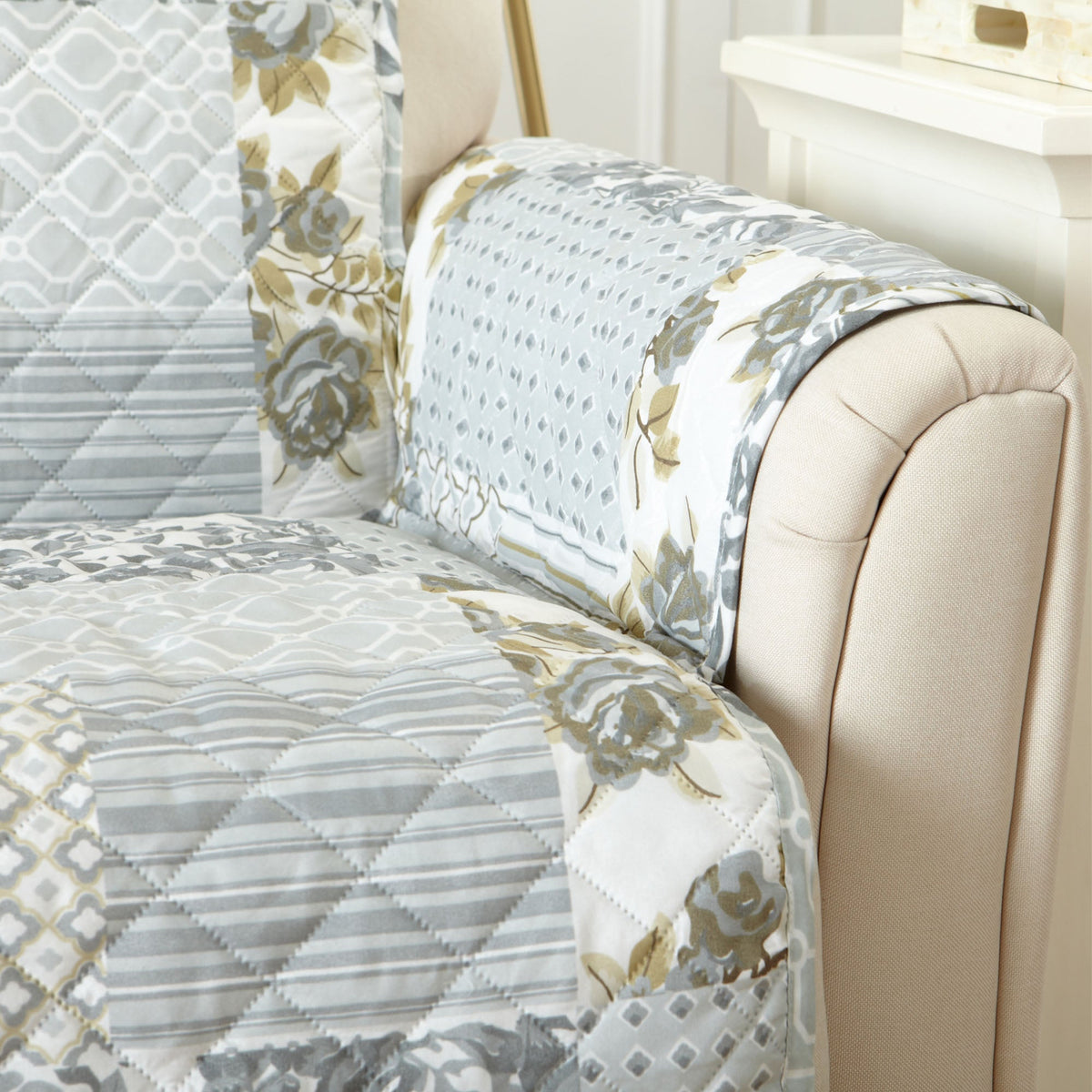 Great Bay Home Langdon Reversible Furniture Protector (Shipping charges may apply)