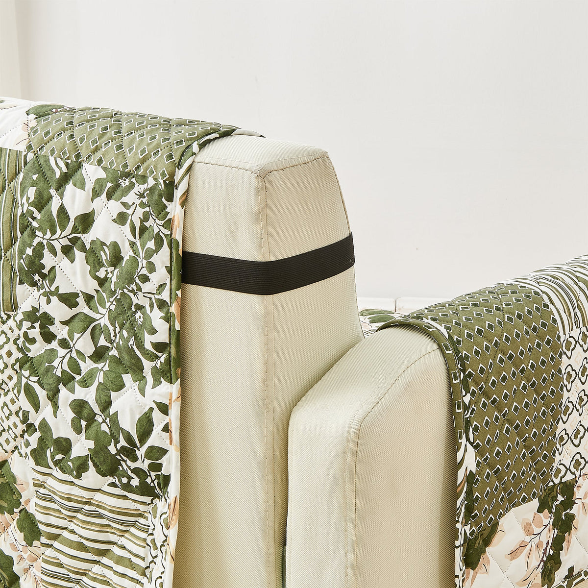 Great Bay Home Langdon Reversible Furniture Protector (Shipping charges may apply)