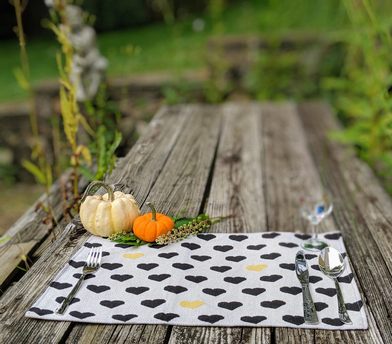 DaDa Bedding Set of 4-Pieces Lovely Yellow & Black Hearts Tapestry Dining Table Placemats 13” x 19” (18113) - DaDa Bedding Collection