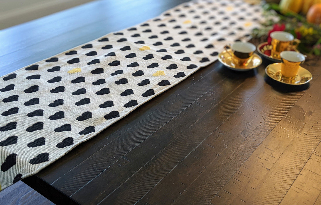 TABLE RUNNER - DaDa Bedding Elegant Woven Tapestry Table Runner, Lovely Black and Yellow Hearts (18113) - DaDa Bedding Collection