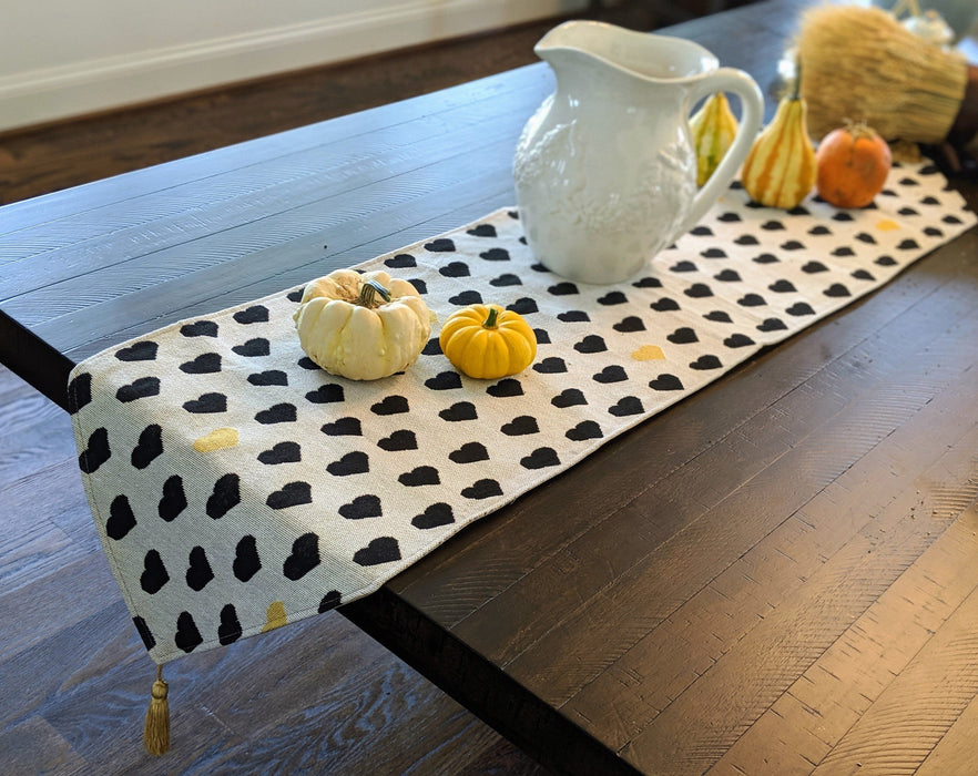 TABLE RUNNER - DaDa Bedding Elegant Woven Tapestry Table Runner, Lovely Black and Yellow Hearts (18113) - DaDa Bedding Collection