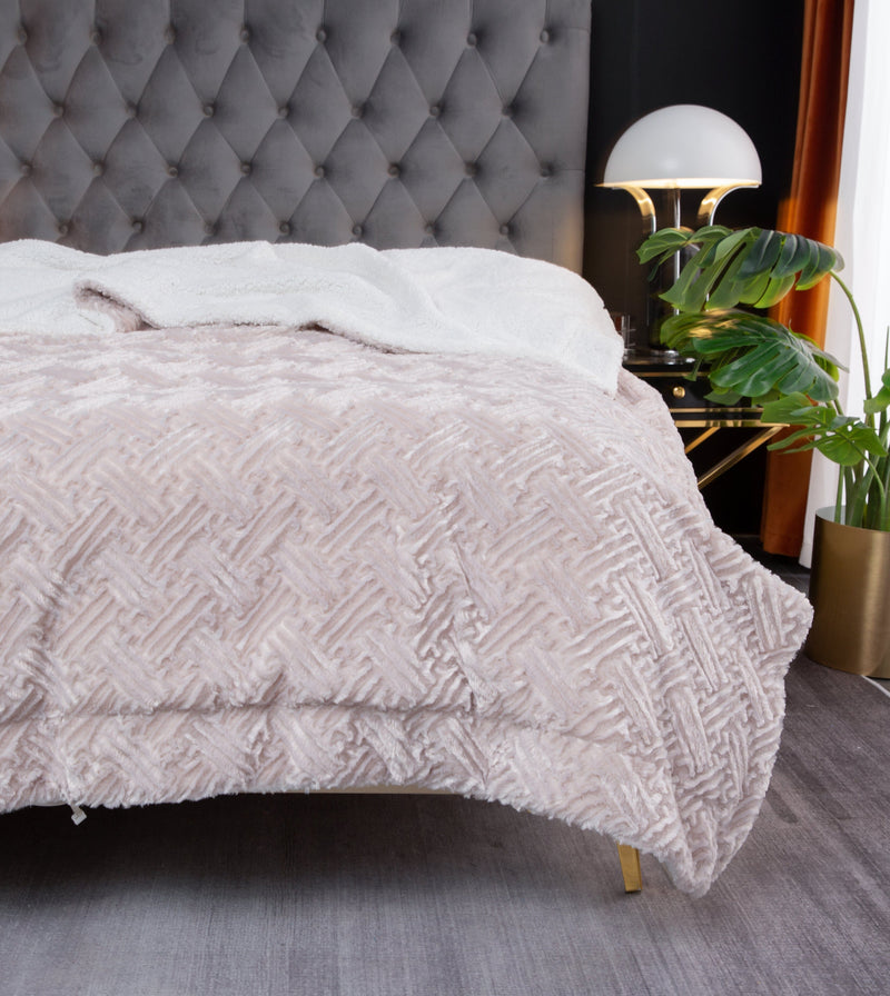 DaDalogy Bedding Lavender Grey Faux Fur Throw Blanket - Dreamy Geometric Embossed Sherpa Backside - Super Soft Warm Cozy Plush Fluffy - DaDa Bedding Collection