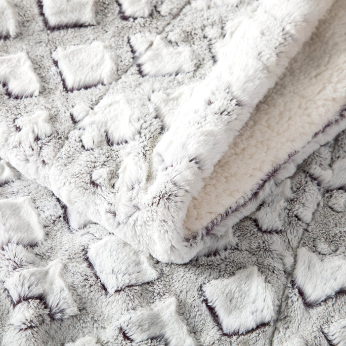 Throw Blanket - DaDa Bedding Luxury Plush Faux Fur Sherpa Throw Blanket, Dreamy Milky White White & Purple (M3395) - DaDa Bedding Collection