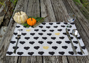 DaDa Bedding Set of 4-Pieces Lovely Yellow & Black Hearts Tapestry Dining Table Placemats 13” x 19” (18113) - DaDa Bedding Collection