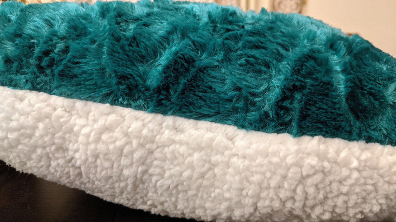 DaDa Bedding Hand-Made Lucky Irish Teal Green Faux Fur Heart Shaped Throw Pillow - 16” x 14” - DaDa Bedding Collection