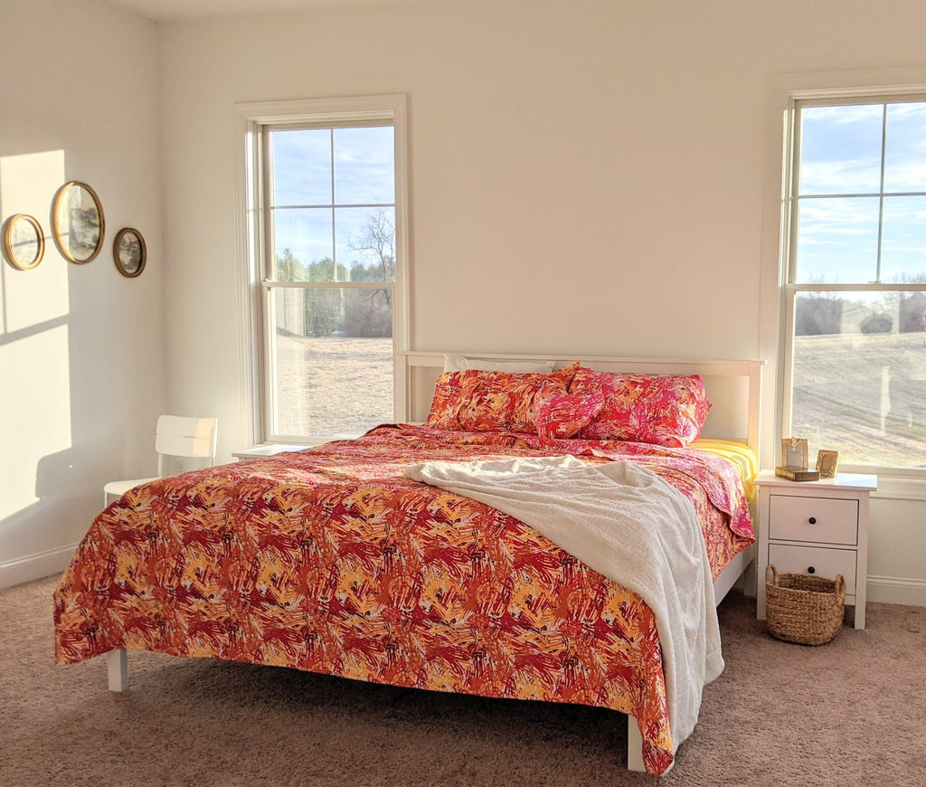DaDa Bedding Lovely Pop of Colors Lightweight Reversible Quilted Bedspread Set (KBJ1625) - DaDa Bedding Collection