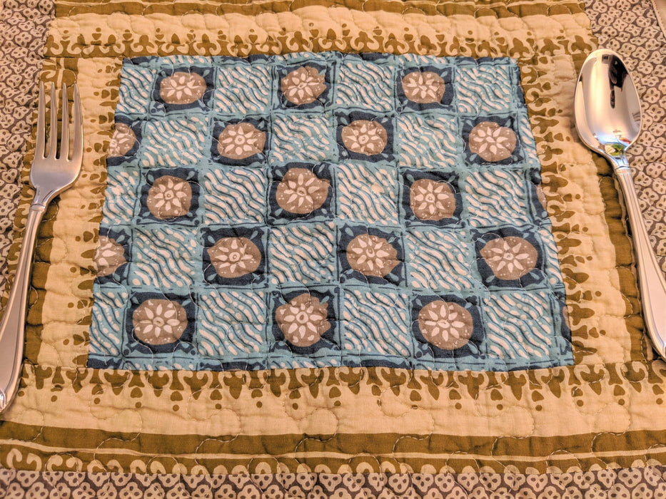 DaDa Bedding Set of 6-Pieces Hand-Made Placemats Cotton Bohemian Gallery of Roses Patchwork Floral Table Mats (JHW-546) - DaDa Bedding Collection