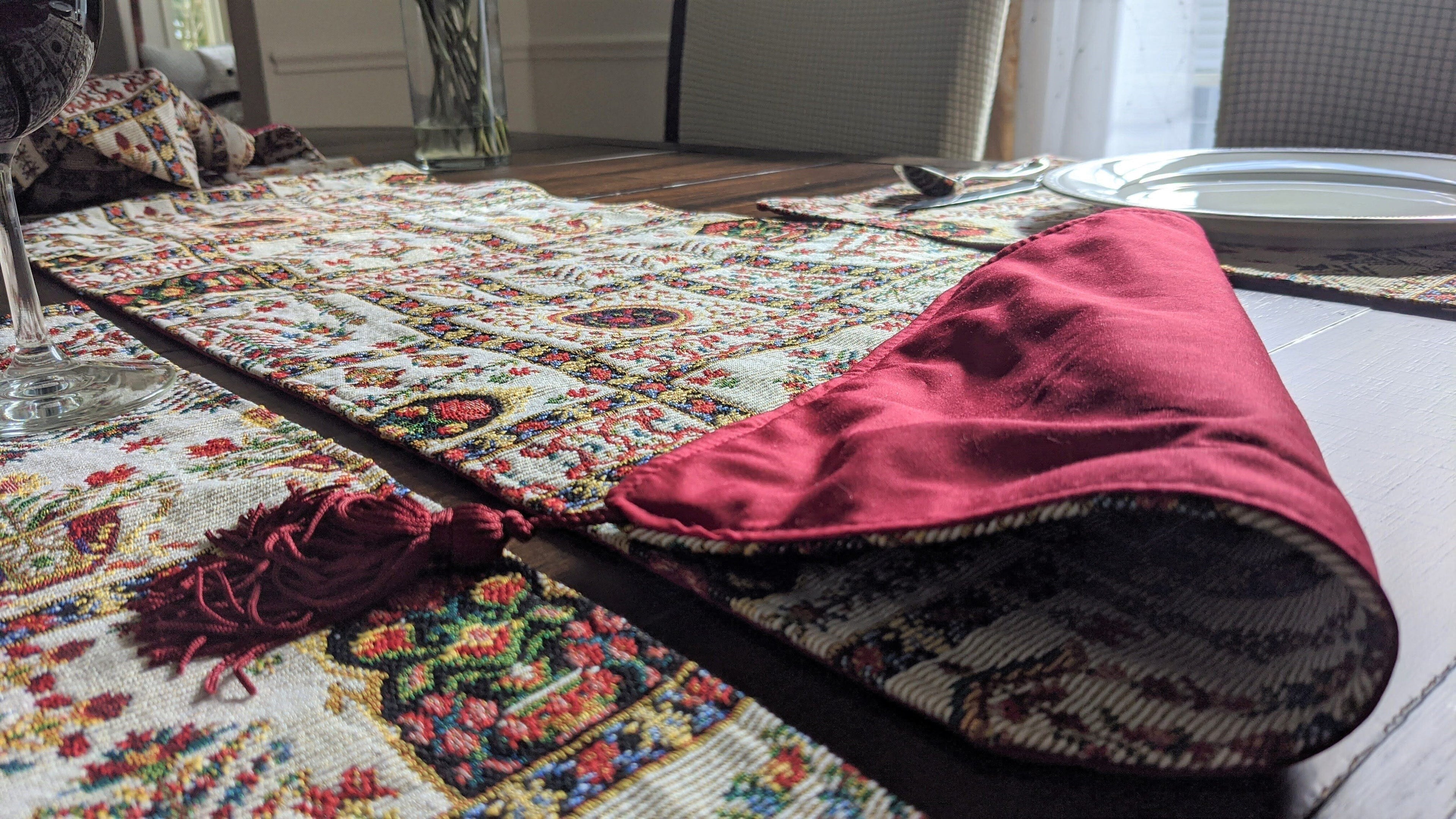 DaDa Bedding Set of 8 Pieces Light Botanical Mughal Floral Table Woven Tapestry - 4 Placemats, 2 Table Runners, 2 Throw Pillow Covers (18196) - DaDa Bedding Collection