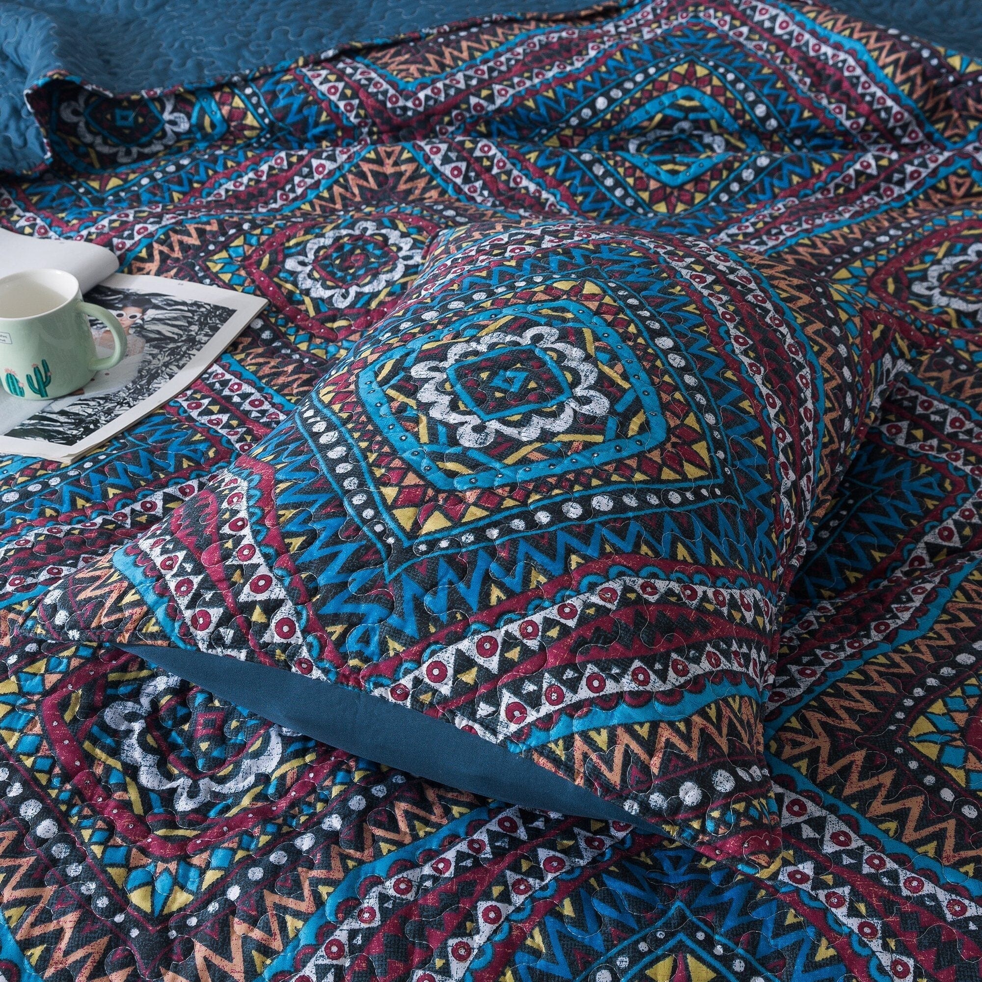 DaDa Bedding Farmhouse Bohemian Native Rustic Navy Blue Geometric Diamond Shapes Bedspread Set (KSX-001) - DaDa Bedding Collection