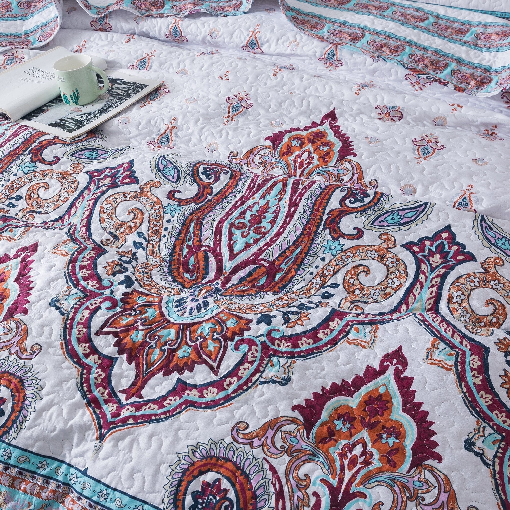 DaDa Bedding Bohemian Summertime White Blue Floral Paisley Bedspread Set (KSX-003) - DaDa Bedding Collection