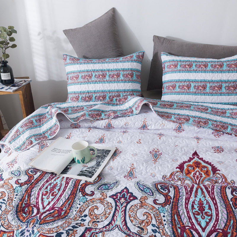 DaDa Bedding Bohemian Summertime White Blue Floral Paisley Bedspread Set (KSX-003) - DaDa Bedding Collection
