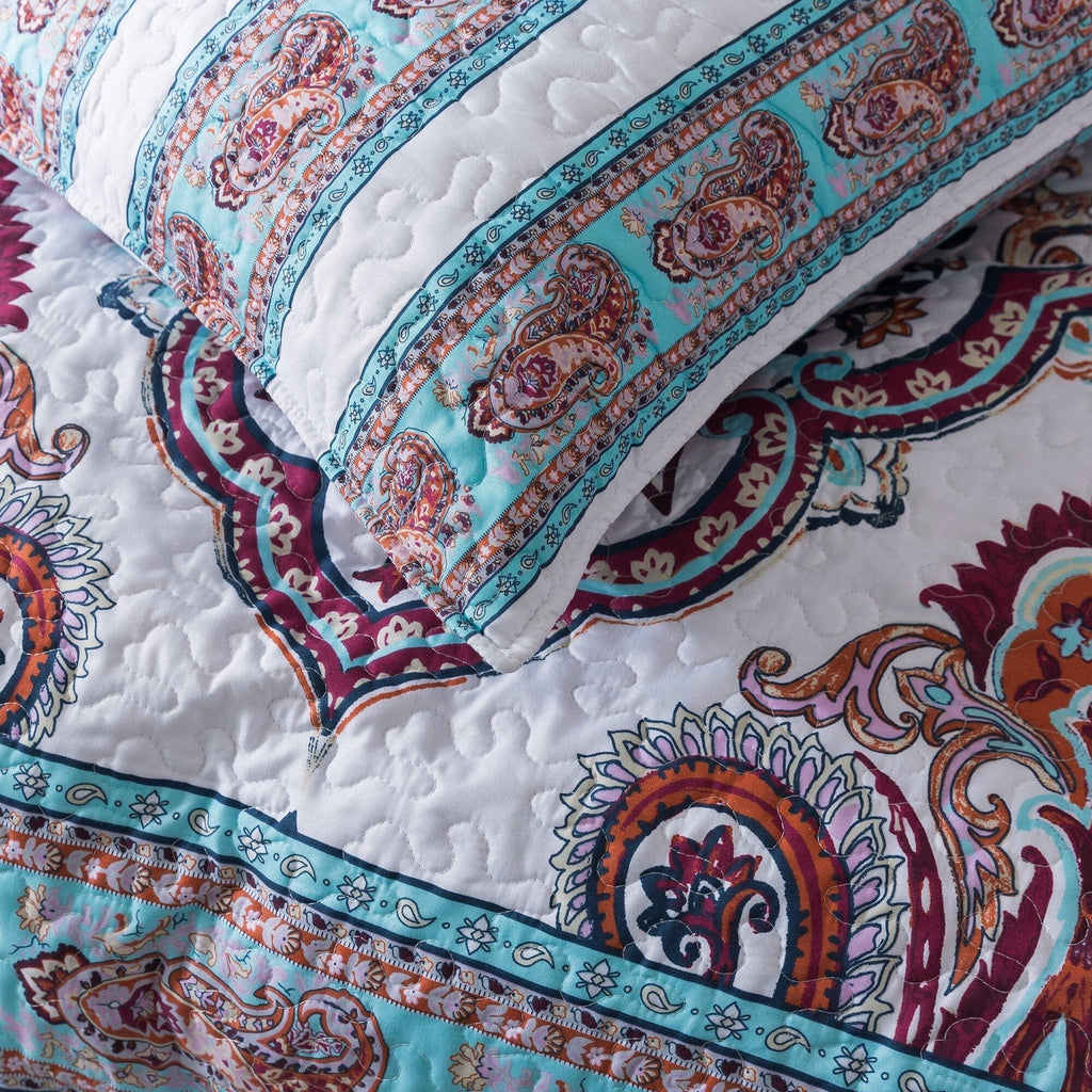 DaDa Bedding Bohemian Summertime White Blue Floral Paisley Bedspread Set (KSX-003) - DaDa Bedding Collection