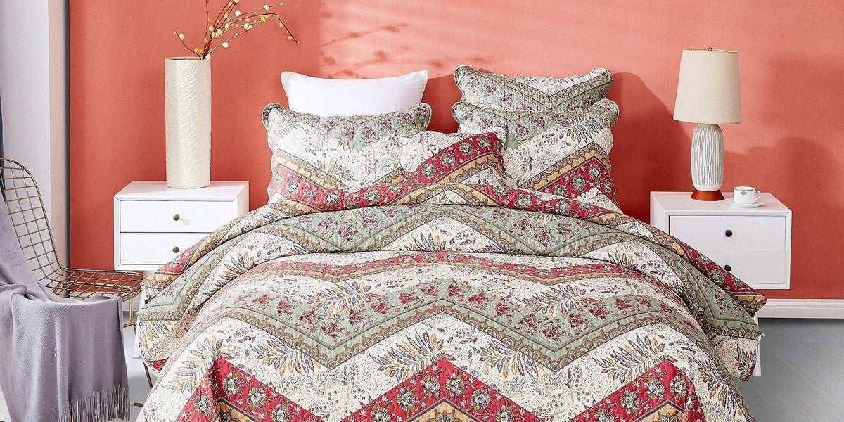 DaDa Bedding Rustic Bohemian Cranberry Sage Chevron Floral Bedspread Set (JHW-924)