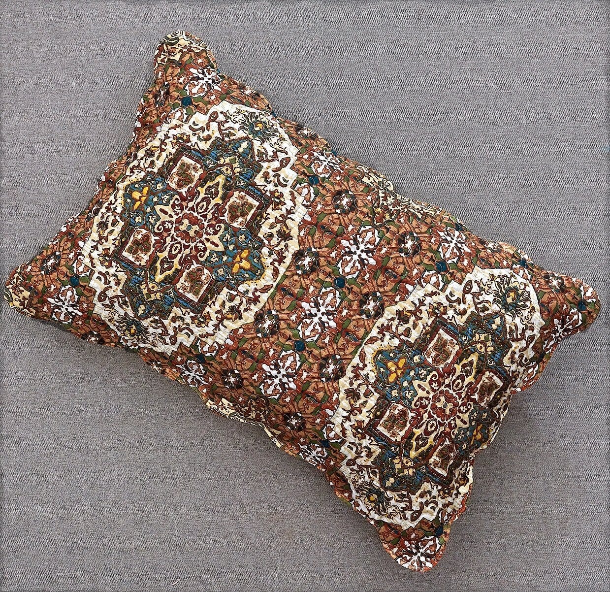 DaDa Bedding Rustic Earthy Cross Motif Folk Ogee Moroccan Scalloped Quilted Bedspread Set (JHW-944) - DaDa Bedding Collection