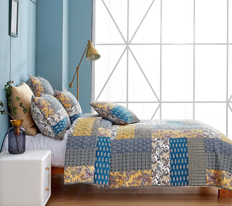 Random Mystery Cotton Patchwork Quilted Bedspread Coverlet Set