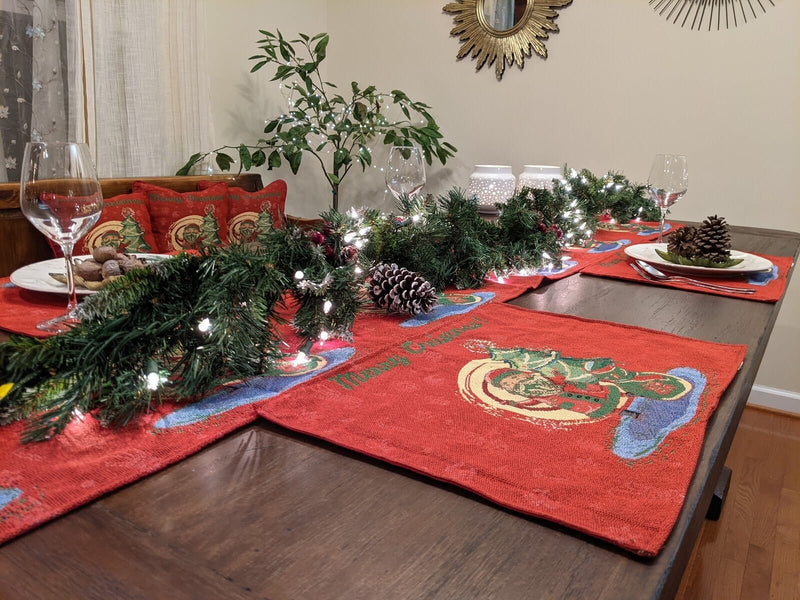 DaDa Bedding Set of 4-Pieces Red Santa Claus Christmas Tapestry Placemats 13” x 19” (17615) - DaDa Bedding Collection