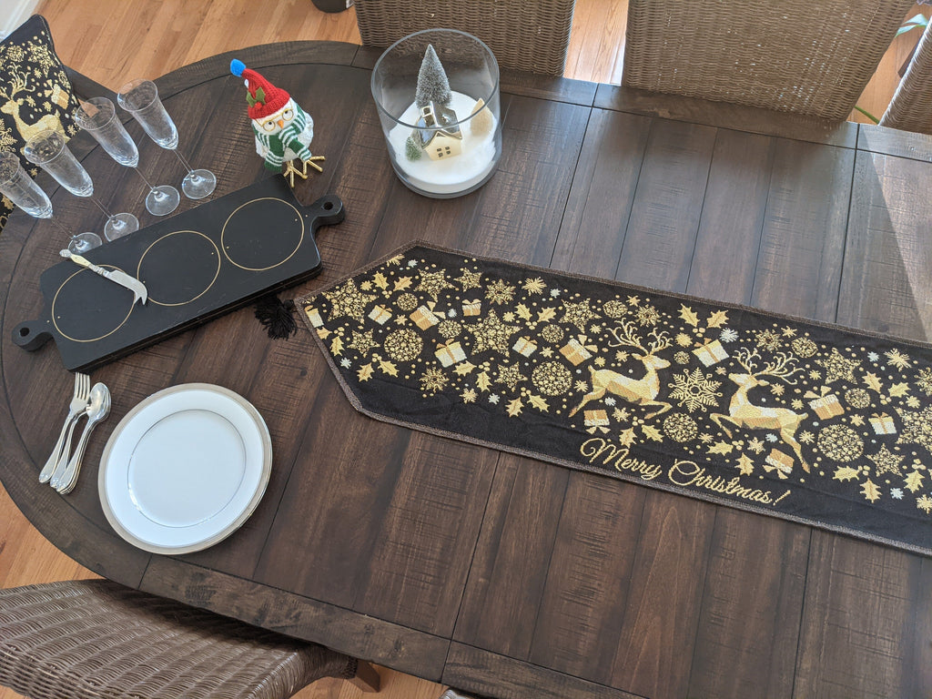 DaDa Bedding Magical Golden Reindeer Woven Tapestry Dining Table Runner (18272) - DaDa Bedding Collection