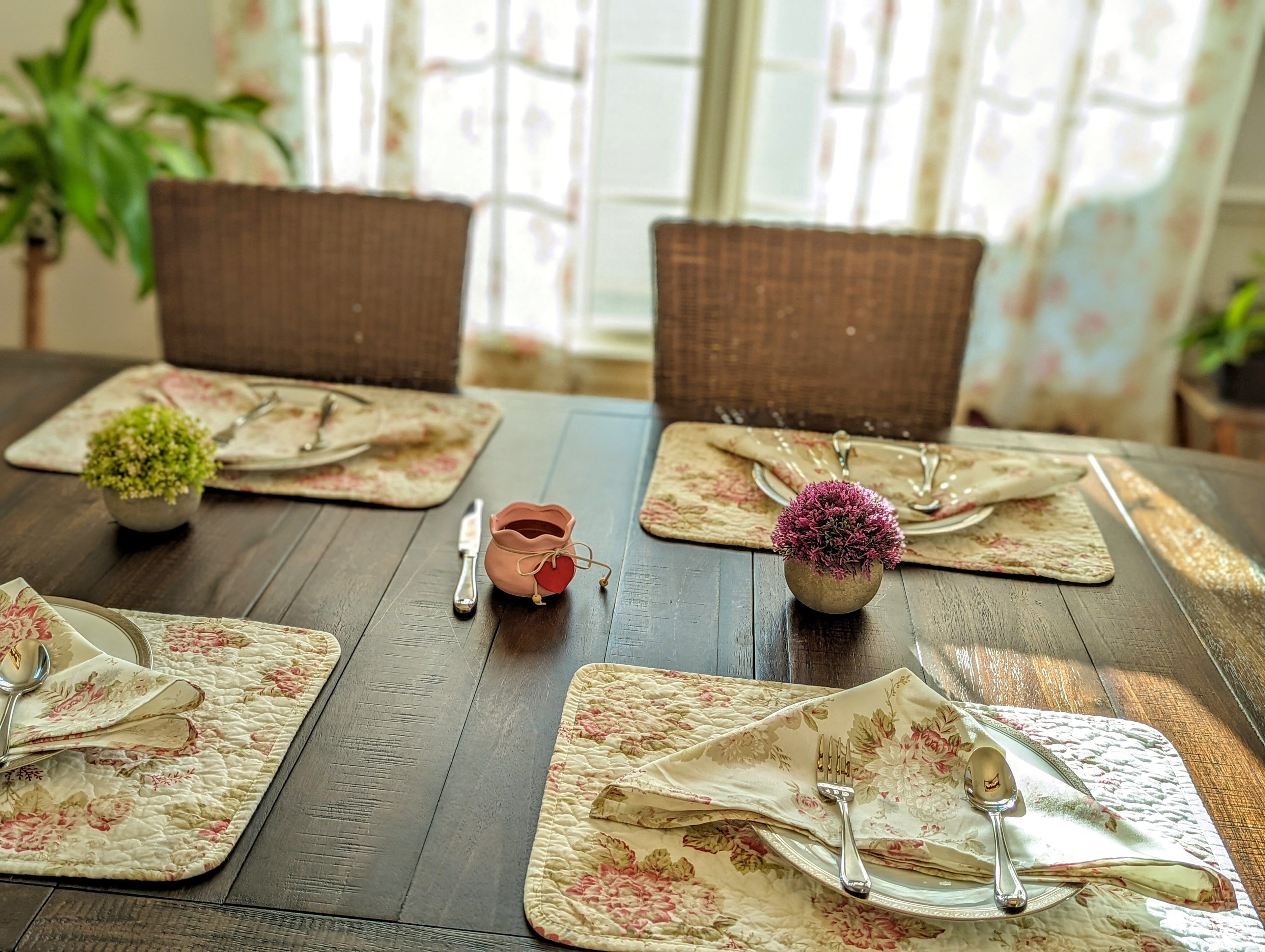 DaDa Bedding Set of 4-Pieces Dainty Cottage Floral Roses Quilted Cotton Dining Table Placemats 13” x 19” (3036) - DaDa Bedding Collection