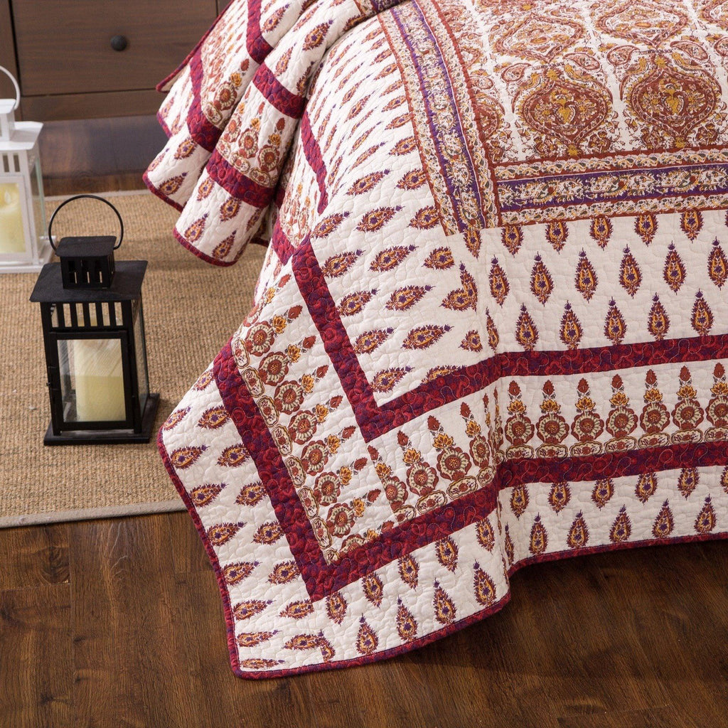 DaDa Bedding Bohemian Moroccan Tear Drop Rubies Paisley Cotton Bedspread Set (JHW-653) - DaDa Bedding Collection