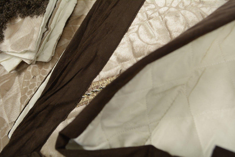 DaDa Bedding Classic Elegant Velvety Ribbons Quilted Coverlet Bedspread Set (YG1024Beige) - DaDa Bedding Collection