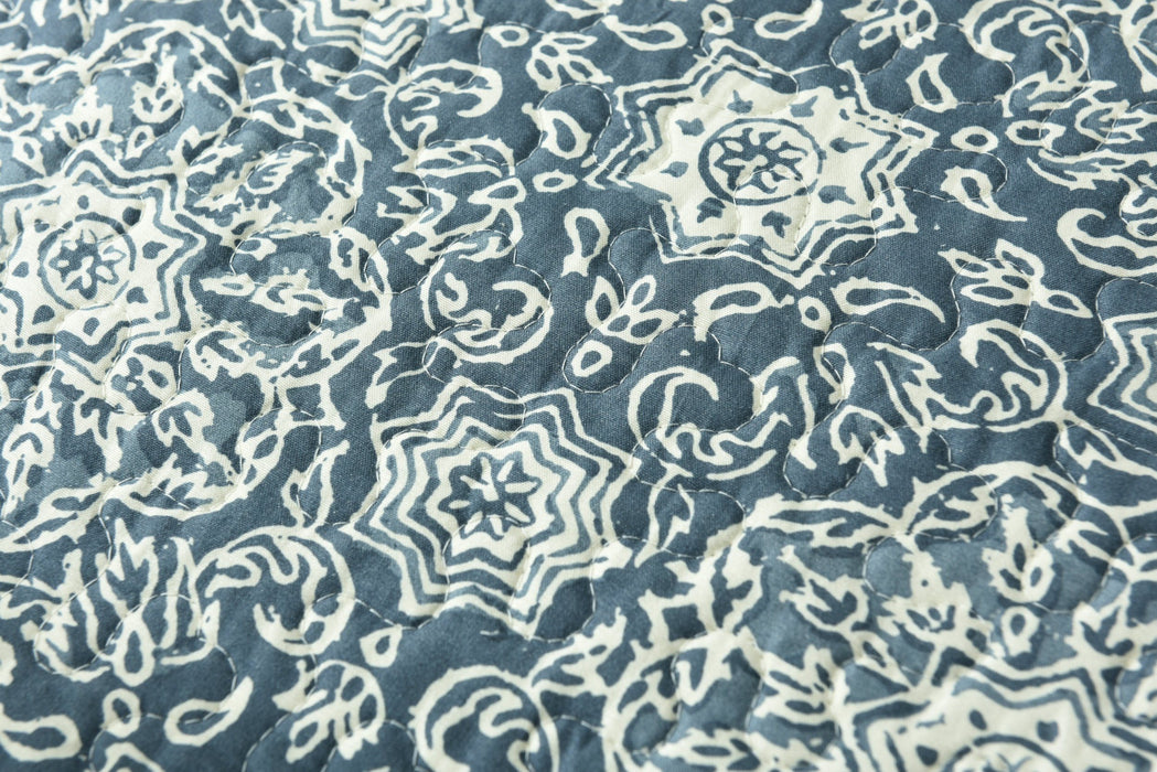 DaDa Bedding Bohemian Navy Blue Floral Medallion Quilted Bedspread Set (14932-3) - DaDa Bedding Collection