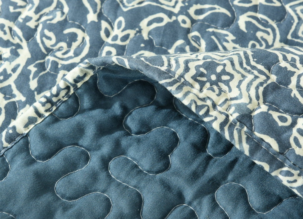 DaDa Bedding Bohemian Navy Blue Floral Medallion Quilted Bedspread Set (14932-3) - DaDa Bedding Collection