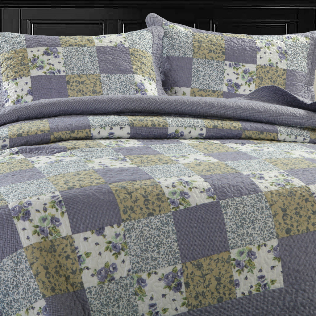 DaDa Bedding Cottage Blueberry Patch Floral Periwinkle Checkered Gingham Quilted Bedspread Set - Twin Size (LH1340) - DaDa Bedding Collection